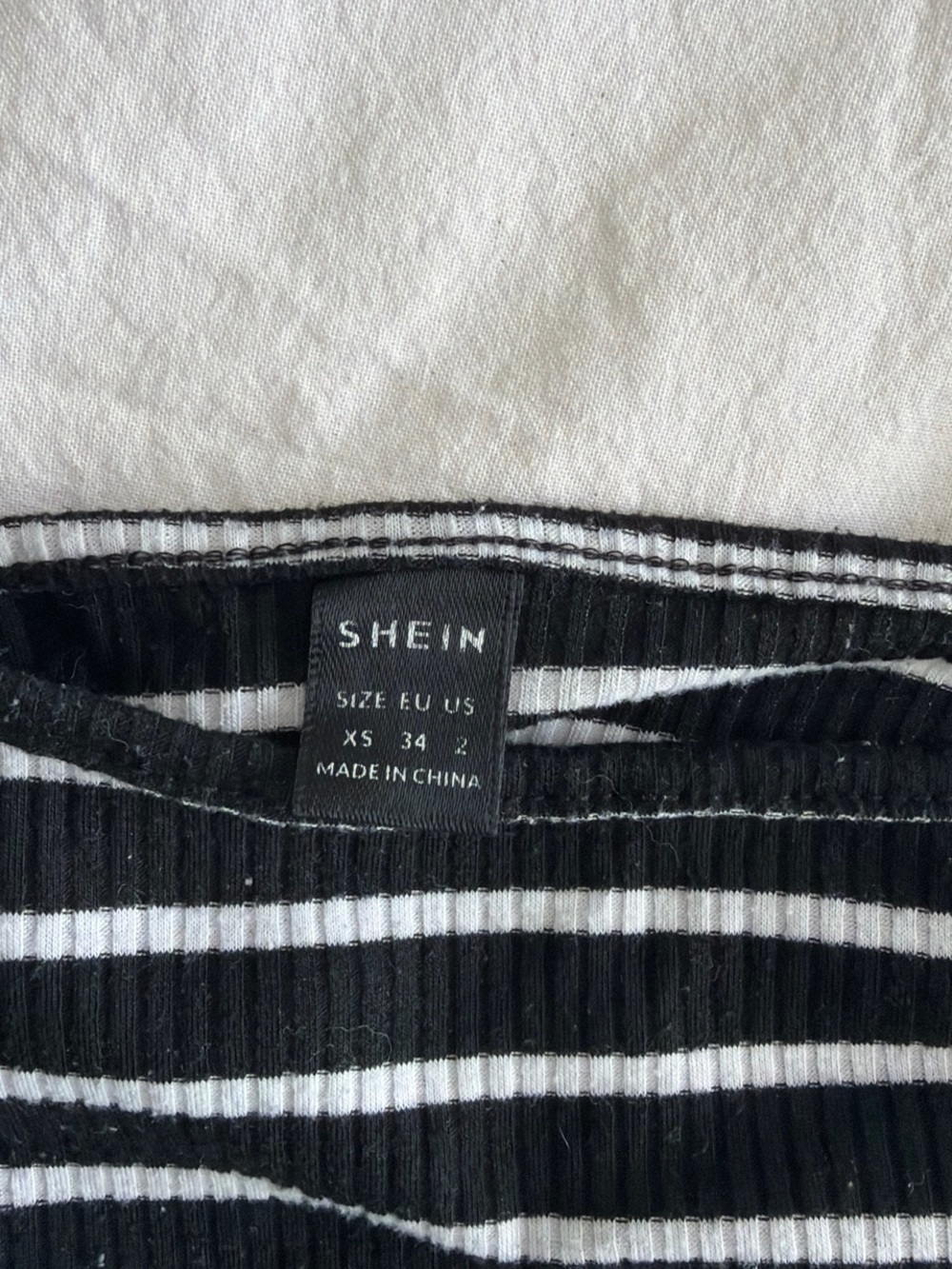 Striped Shein Matching Set - Picture 4 of 6